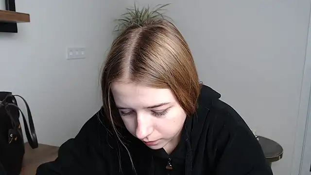 SweetBellaa  online show from December 5, 10:02 am