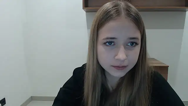 SweetBellaa  online show from January 12, 5:18 pm