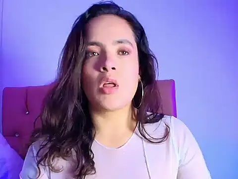 Snapshot of sara_santana__ chatting on February 28, 3:18 am sara santana online show from February 28, 3:18 am