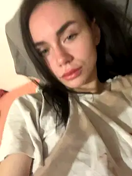 JeslyBoutensx online show from December 4, 12:20 am