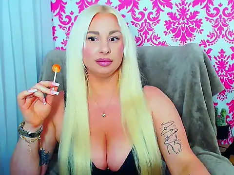 LuxuriaGoddess online show from January 13, 8:03 pm