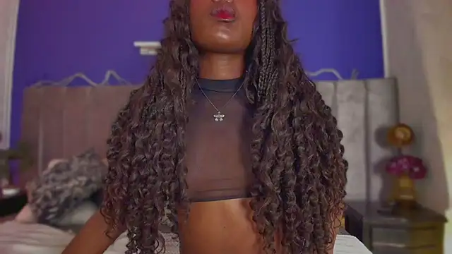 Snapshot of Aura_sun chatting on April 8, 11:43 am Aura sun online show from April 8, 11:43 am