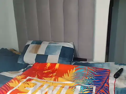 Snapshot of Sassy_S chatting on February 3, 3:59 am Sassy S online show from February 3, 3:59 am