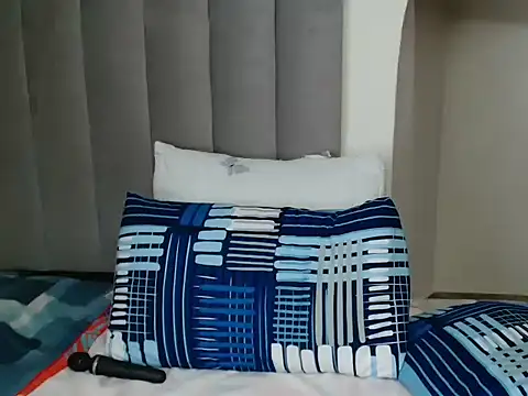 Snapshot of Sassy_S chatting on February 15, 1:09 pm Sassy S online show from February 15, 1:09 pm