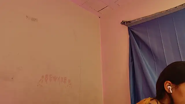 MoonLipsON- online show from April 9, 8:31 am