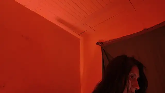 MoonLipsON- online show from April 10, 5:45 am