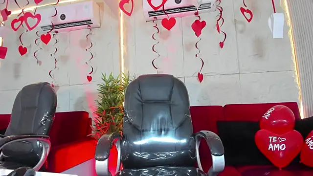 Snapshot of MarelynSummer chatting on February 14, 4:59 pm MarelynSummer online show from February 14, 4:59 pm