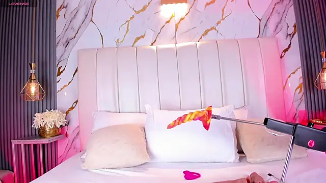 MarelynSummer online show from March 10, 5:07 pm