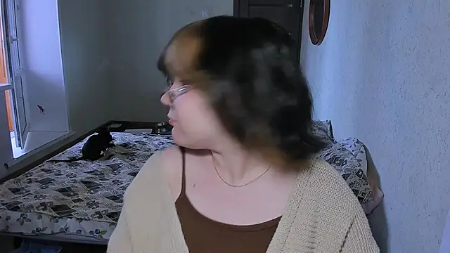 Lily-Violet online show from April 8, 12:49 pm