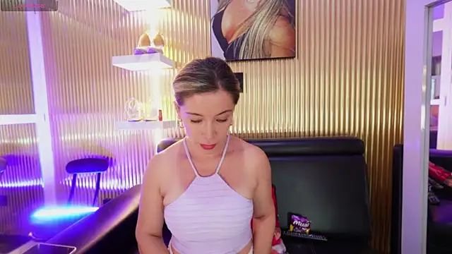 Allice mommy online show from April 7, 6:41 pm