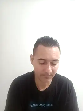 MonNave online show from December 4, 10:07 pm