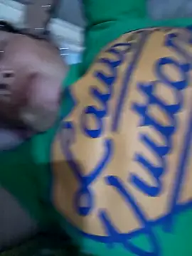 Snapshot of lux-angel chatting on February 22, 2:04 pm lux-angel online show from February 22, 2:04 pm