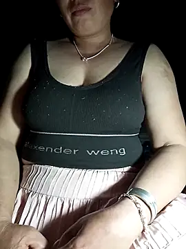 Snapshot of lux-angel chatting on March 8, 4:16 am lux-angel online show from March 8, 4:16 am