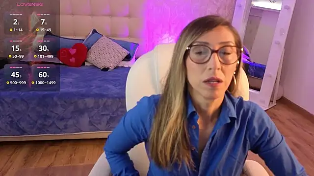 Scarlett 079 online show from May 24, 11:37 am