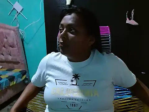 caro lil online show from June 16, 4:59 am