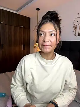 Snapshot of victoria___moon chatting on January 16, 6:45 pm victoria moon online show from January 16, 6:45 pm