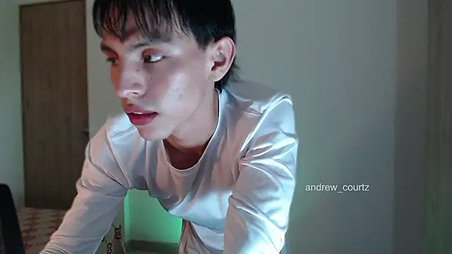 andrew courtzz online show from March 25, 9:21 pm