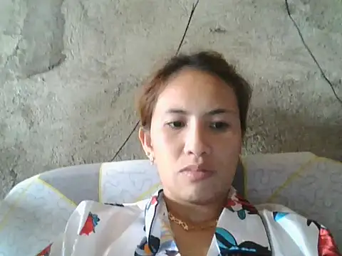 Golly1989 online show from December 5, 3:04 am