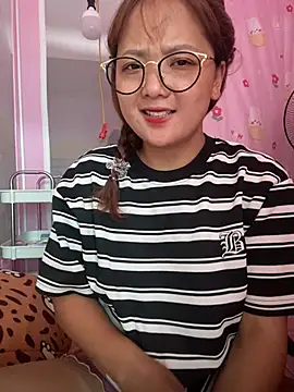 Snapshot of Samsam-006 chatting on May 27, 2:52 am Samsam-006 online show from May 27, 2:52 am