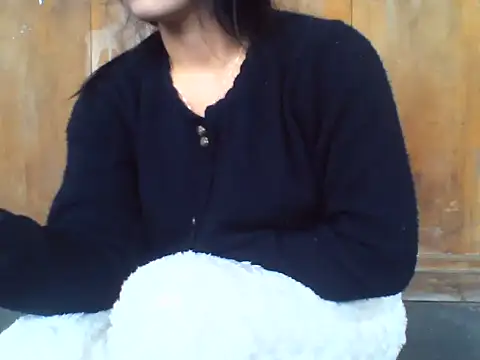 Snapshot of izi_08 chatting on December 5, 2:53 am izi 08 online show from December 5, 2:53 am