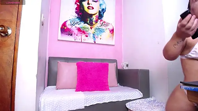 danycute  online show from February 7, 3:16 pm