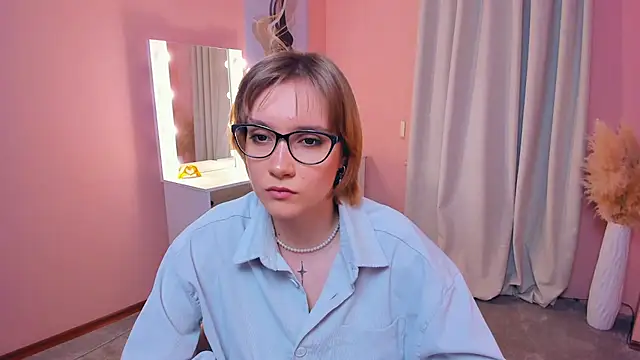 NanSalen online show from December 5, 11:19 am