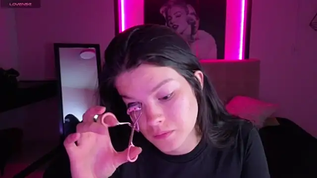 Sara valderrama  online show from February 12, 11:49 am