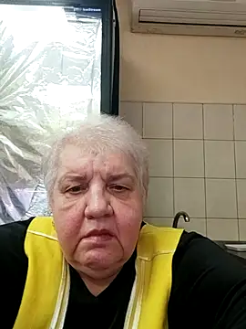 HapinessLovee online show from December 17, 12:55 pm