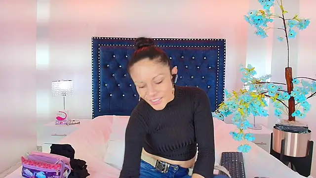 Velora nigth online show from January 17, 11:26 am