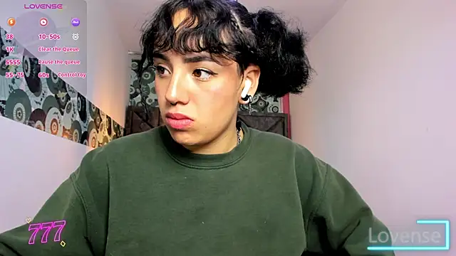 Kiara Fox   online show from June 3, 2:33 pm