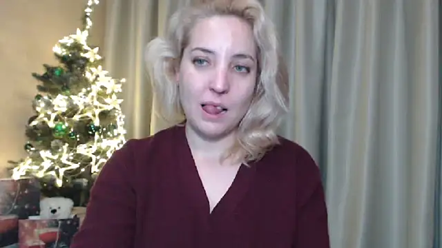 Snapshot of sweetpussy chatting on December 29, 12:30 am sweetpussy online show from December 29, 12:30 am