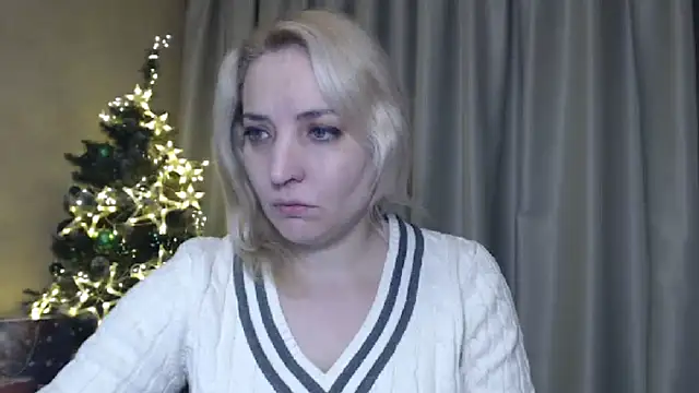 Snapshot of sweetpussy chatting on December 30, 3:02 pm sweetpussy online show from December 30, 3:02 pm