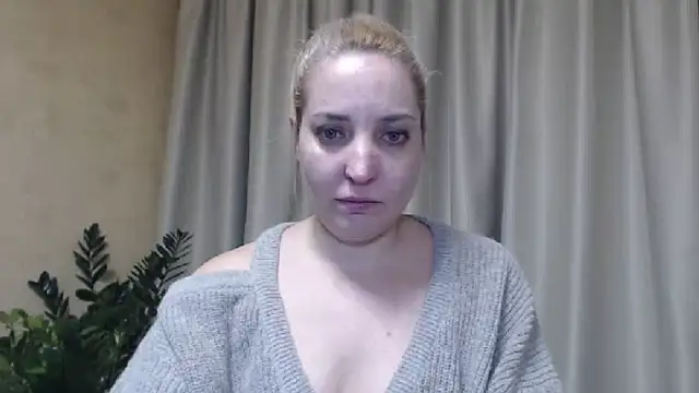 Snapshot of sweetpussy chatting on January 26, 12:11 pm sweetpussy online show from January 26, 12:11 pm