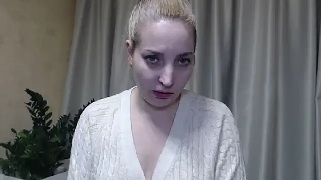 Snapshot of sweetpussy chatting on February 27, 3:26 pm sweetpussy online show from February 27, 3:26 pm