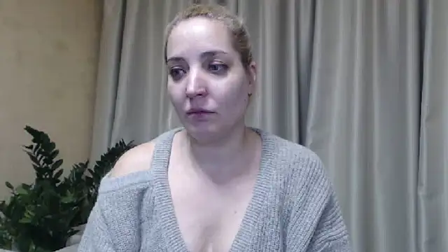 Snapshot of sweetpussy chatting on March 1, 3:49 pm sweetpussy online show from March 1, 3:49 pm