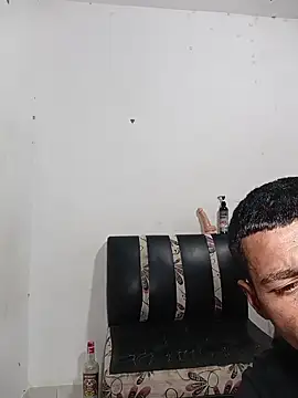 valenpaisita2123 online show from February 17, 1:02 am