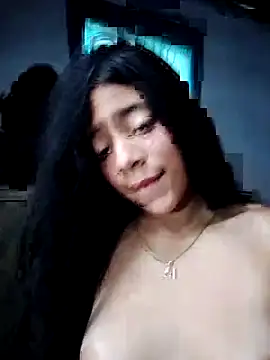 Vaness hot online show from August 4, 4:20 pm