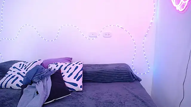 Snapshot of Sofia_tgn chatting on February 6, 6:22 pm Sofia tgn online show from February 6, 6:22 pm