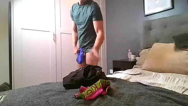 Snapshot of jack-the-dad chatting on December 4, 9:01 pm jack-the-dad online show from December 4, 9:01 pm