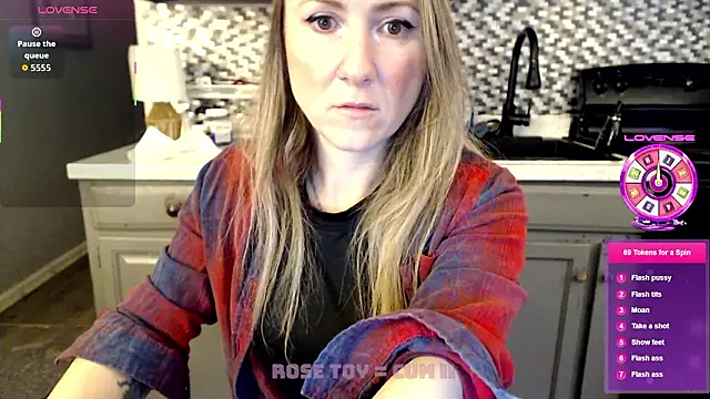 alluringpixie online show from January 15, 9:18 pm