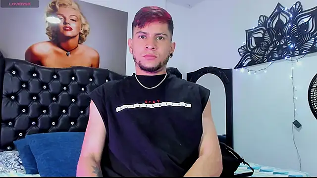 vaalentiino online show from December 19, 5:42 pm