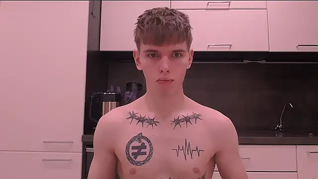 Snapshot of Fredd_Xanders chatting on February 15, 5:20 pm Fredd Xanders online show from February 15, 5:20 pm