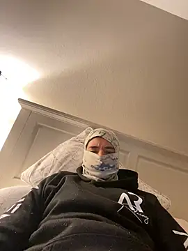 phantom898983 online show from April 15, 6:31 am