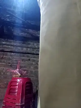 Snapshot of mon-monk chatting on December 16, 12:54 pm mon-monk online show from December 16, 12:54 pm