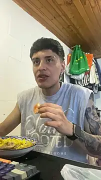 JhonCas44 online show from December 14, 4:34 pm