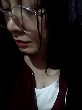 Snapshot of Paerl-sweet chatting on December 18, 1:17 pm Paerl-sweet online show from December 18, 1:17 pm