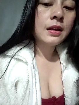 Snapshot of Paerl-sweet chatting on January 8, 12:13 am Paerl-sweet online show from January 8, 12:13 am