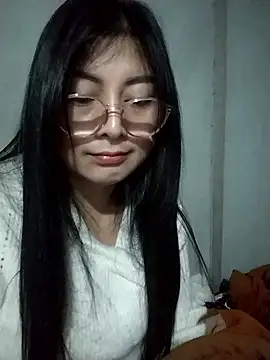 Snapshot of Paerl-sweet chatting on February 3, 2:53 am Paerl-sweet online show from February 3, 2:53 am