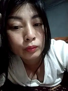 Snapshot of Paerl-sweet chatting on February 9, 1:42 am Paerl-sweet online show from February 9, 1:42 am