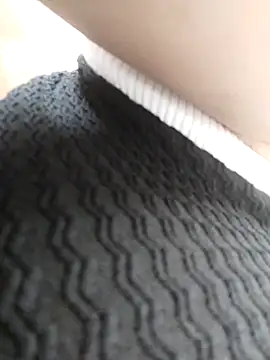 Snapshot of Paerl-sweet chatting on February 22, 8:13 am Paerl-sweet online show from February 22, 8:13 am